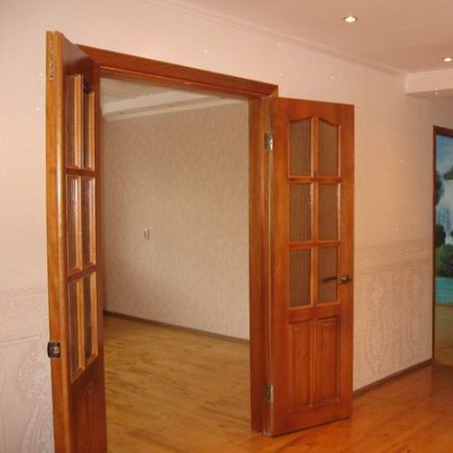 Двойные межкомнатные двери в интерьере в фото