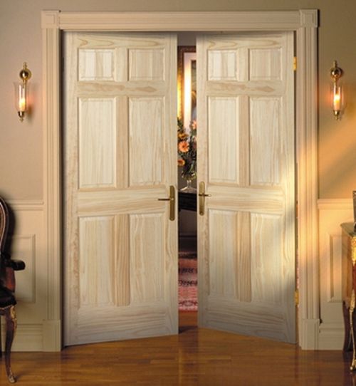 Двойные распашные межкомнатные двери в интерьере в фото