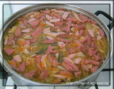 Суп солянка сборная: рецепт с колбасой в фото