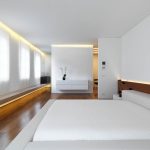 просторная спальня в стиле минимализм