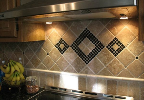 how-to-make-grout-on-glass-mosaic-tile-backsplash-home-mosaic-backsplash-tiles-l-3996a97782621d7d